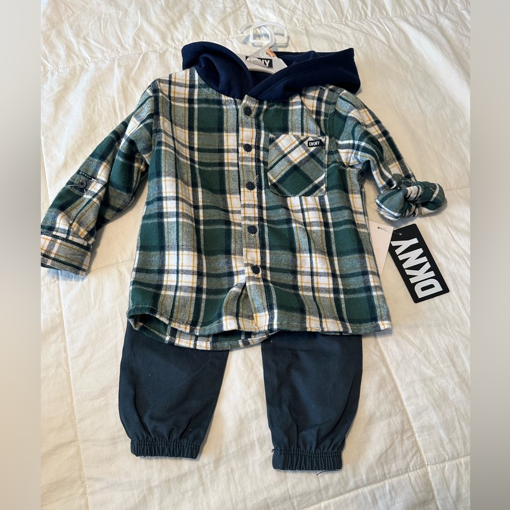 Boys 2T DKNY 2 piece set